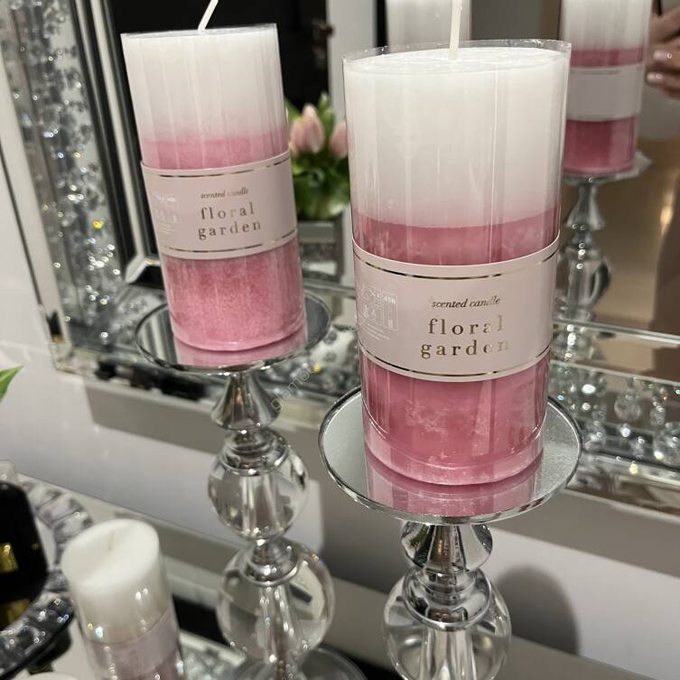 Świeca różowa zapachowa 14 cm 