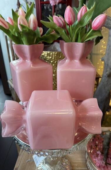 Wazon szklany różowy cukierek 