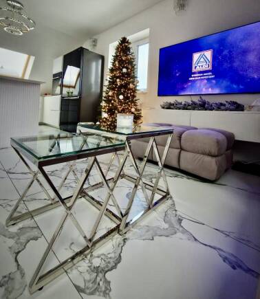 Zestaw stolików szklanych srebrnych