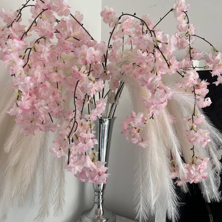 Gałązka wiśnia różowa 