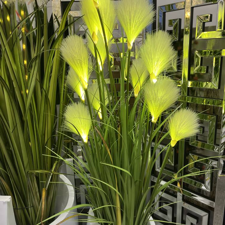 Trawa dekoracyja Led 150 cm