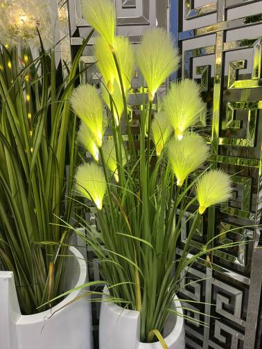 Trawa dekoracyja Led 150 cm